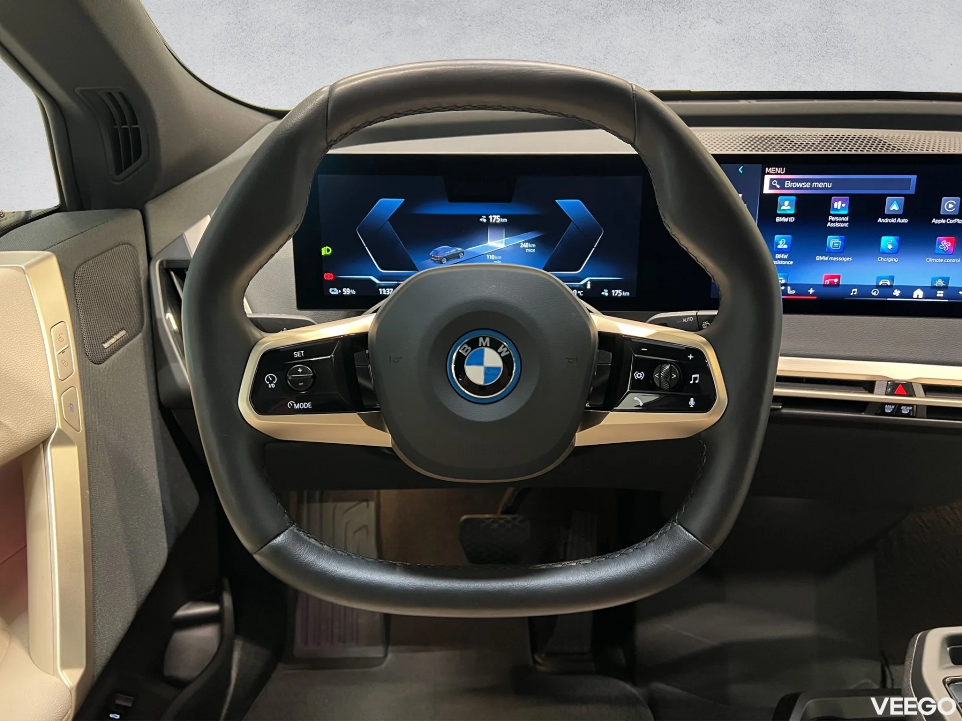 BMW iX Sportpakett 240kW