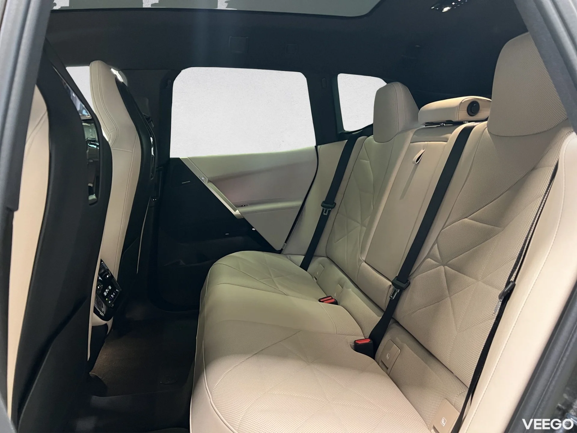 BMW iX Sportpakett 240kW