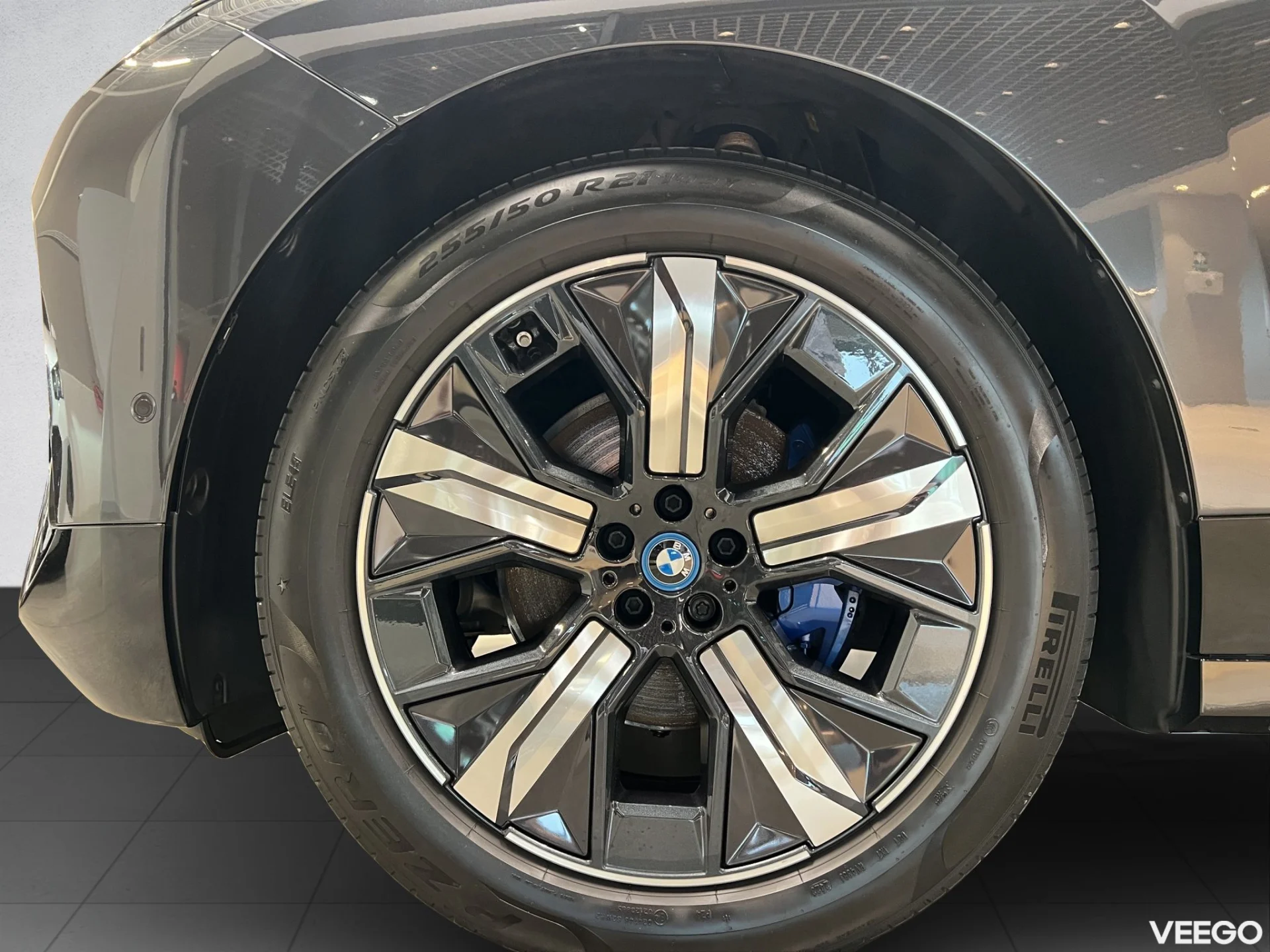 BMW iX Sportpakett 240kW