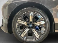 BMW iX Sportpakett 240kW thumbnail
