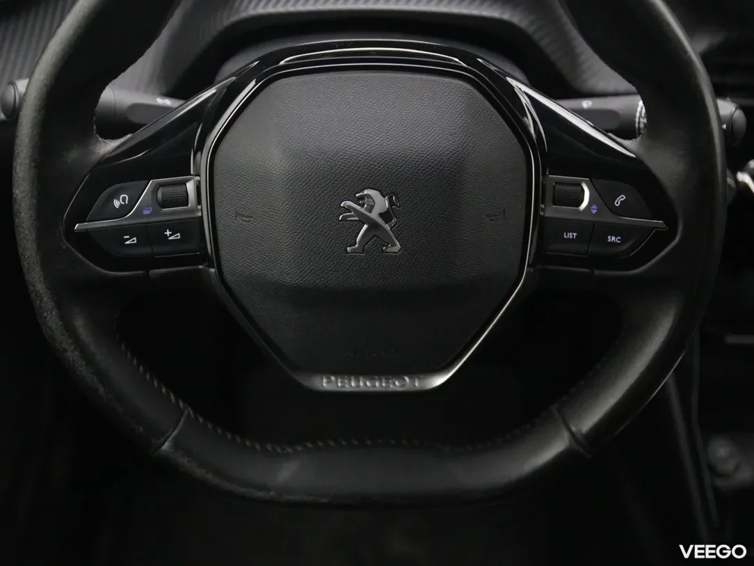Peugeot 2008 1.5 81kW