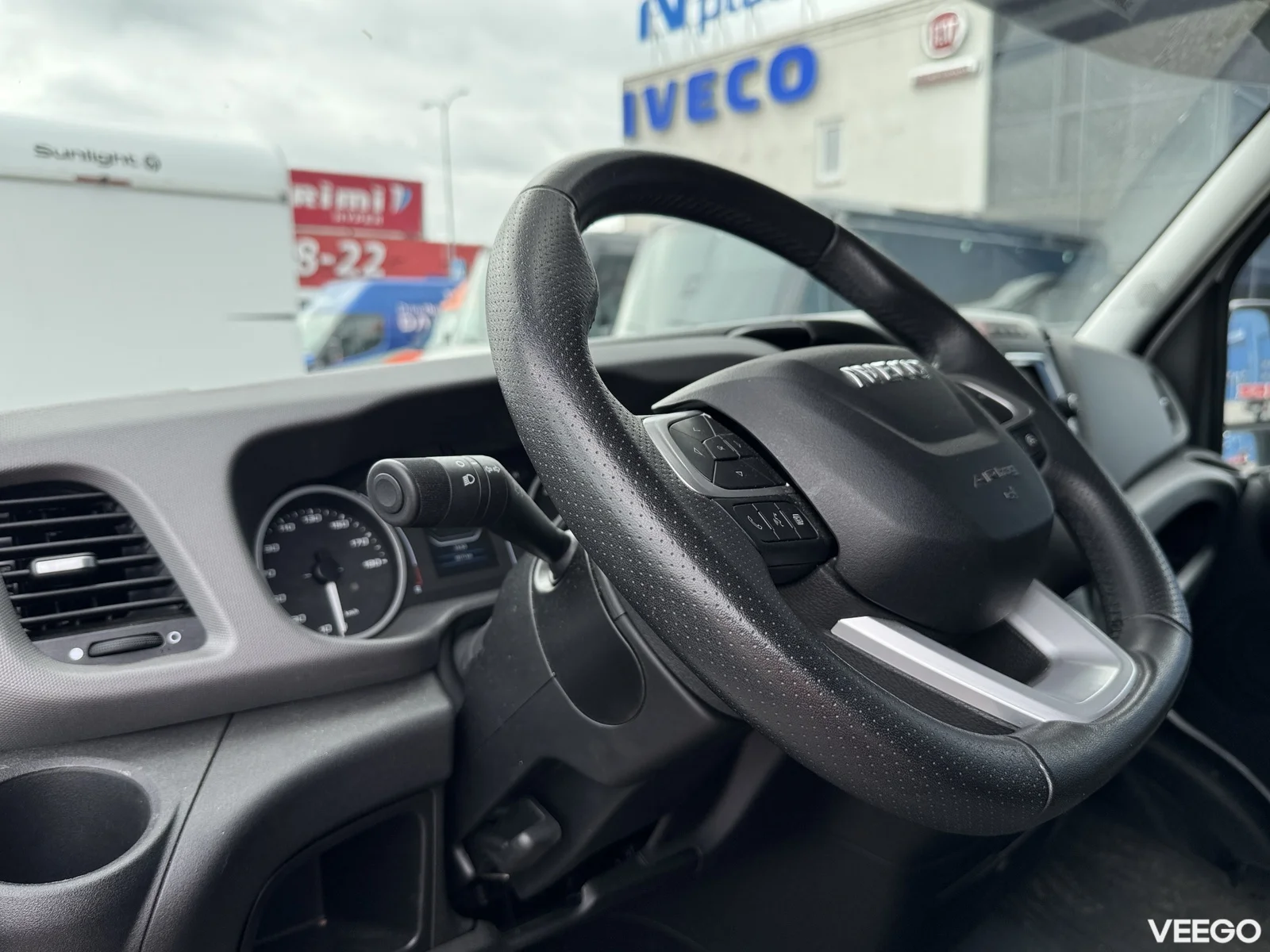 Iveco Daily  35S18HA8 V Hi-Matic 12m3 3 129kW
