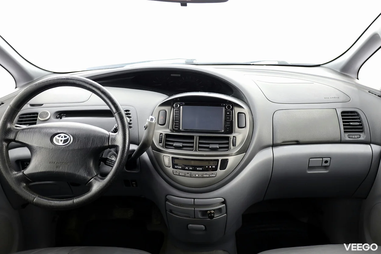 Toyota Previa 2.4 115kW