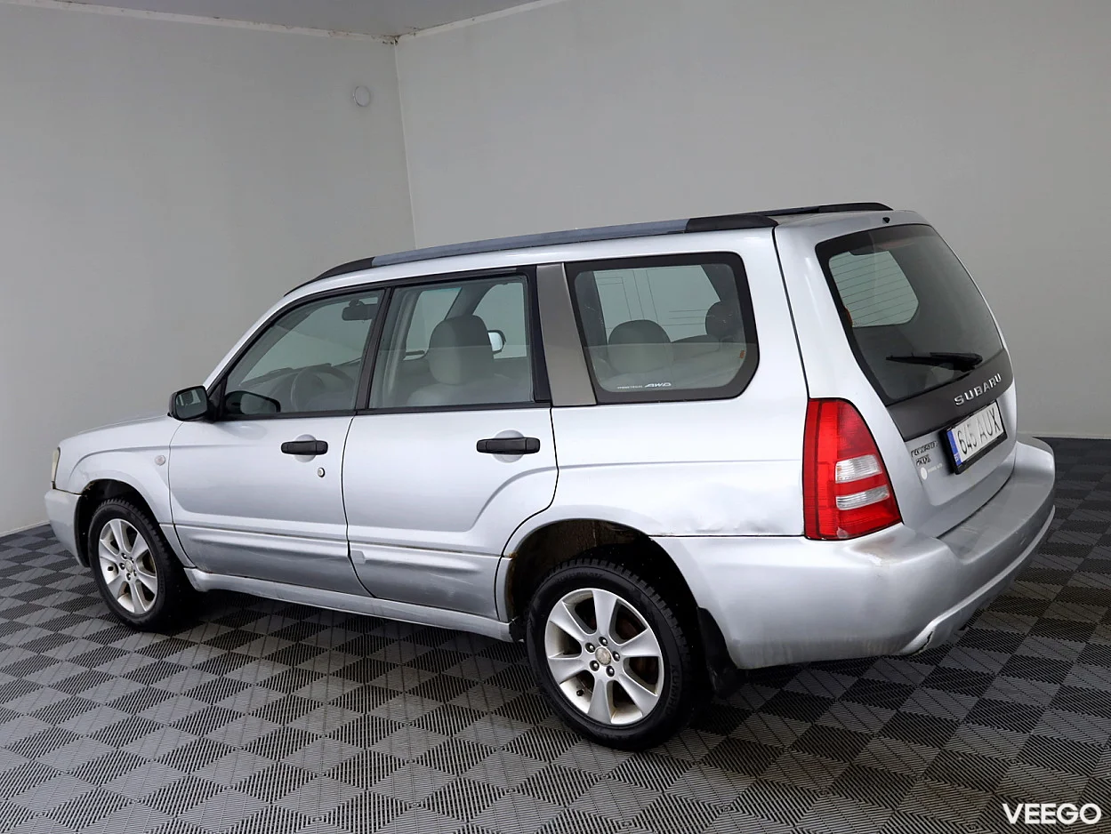 Subaru Forester 2.0 93kW