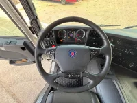 Scania P370 RETARDER / BOX L=8451 mm 370kW thumbnail