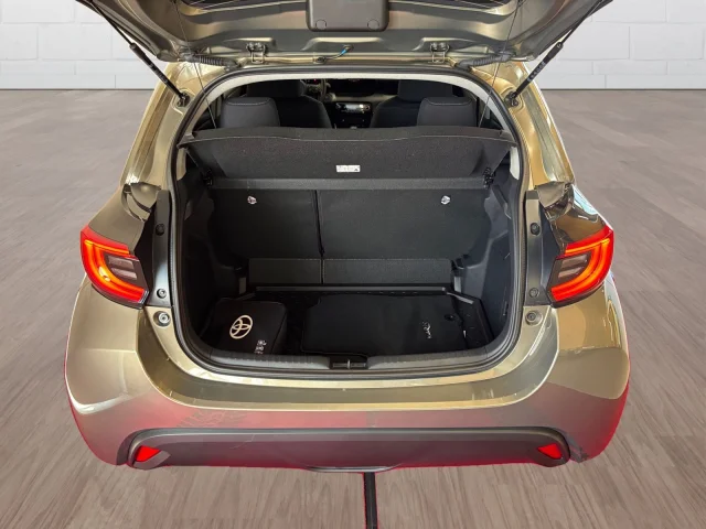 Image of Toyota Yaris Active Plus 1.5 68kW