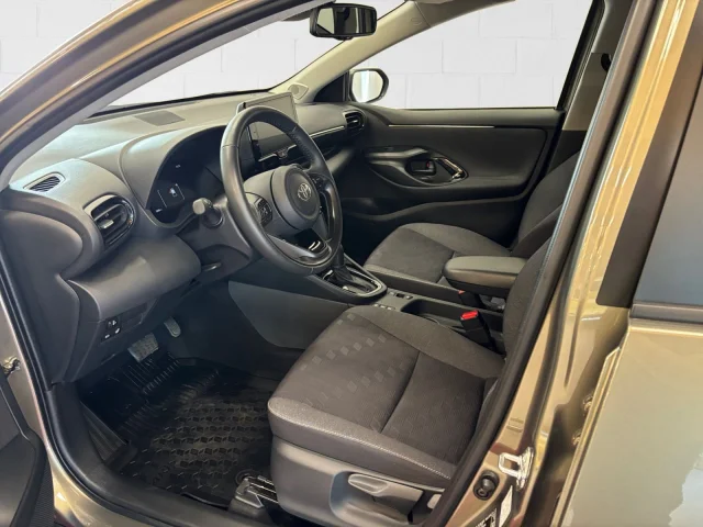 Image of Toyota Yaris Active Plus 1.5 68kW
