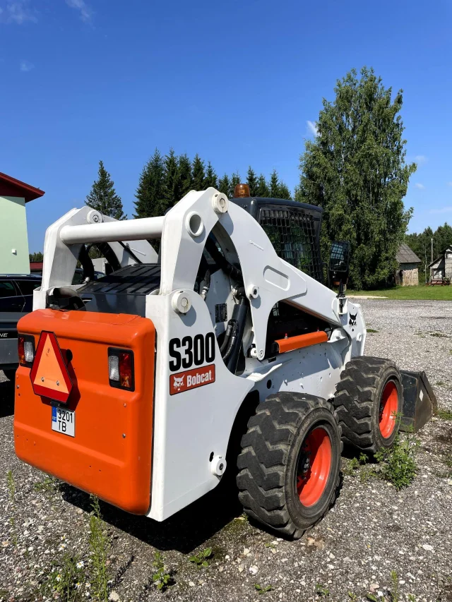 Image of Bobcat S300 LIKE NEW 60kW
