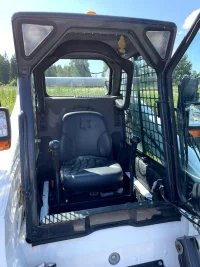 Bobcat S300 LIKE NEW 60kW thumbnail