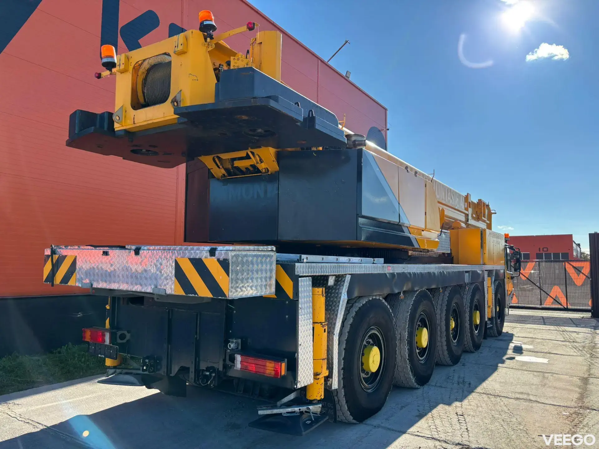 Tadano Faun ATF 110G-5 110 ton / MAIN BOOM 53 m / MOST ENGINE HOURS FROM IDLE / GOOD WORKING CONDITION 390kW