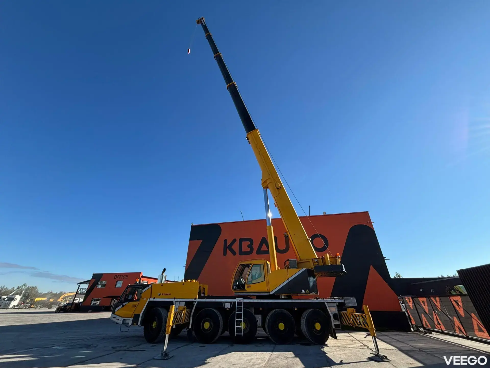 Tadano Faun ATF 110G-5 110 ton / MAIN BOOM 53 m / MOST ENGINE HOURS FROM IDLE / GOOD WORKING CONDITION 390kW