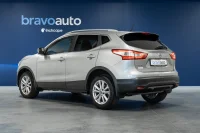 Nissan Qashqai Tekna 85kW thumbnail