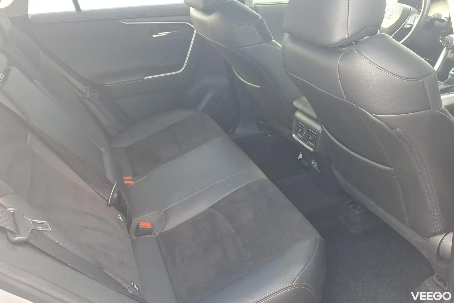 Toyota RAV4 Luxury Plus 129kW