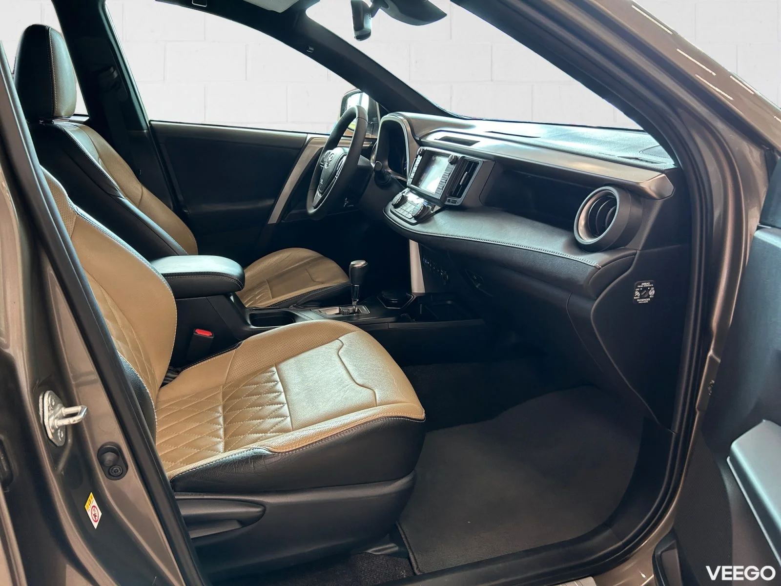 Toyota RAV4 Style Business Pack 2 112kW