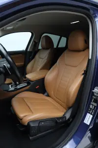 BMW X4 xDrive 20d 2 140kW thumbnail