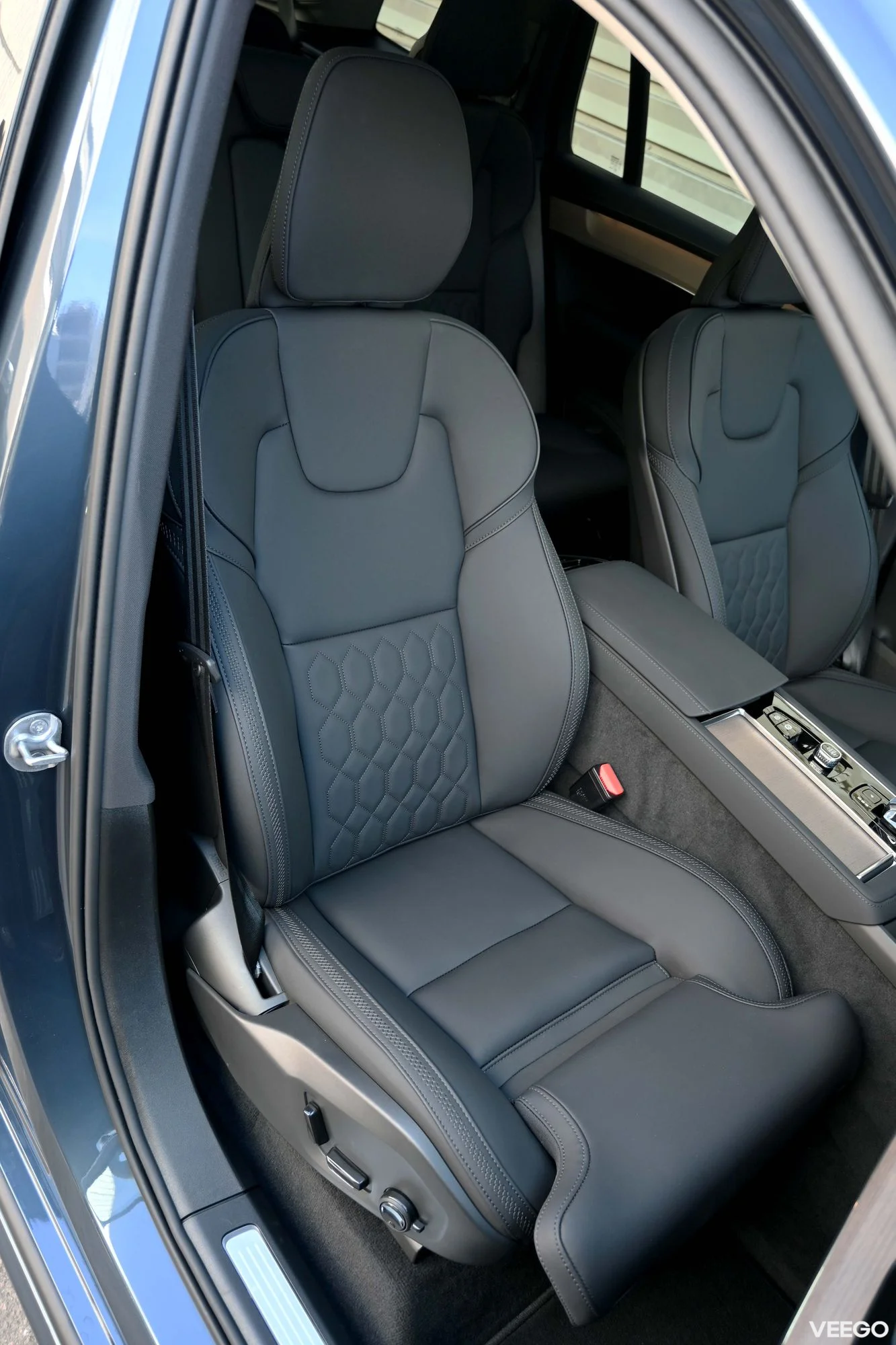Volvo XC90 AWD H&K ULTIMATE BRIGHT INTELLI PRO MY26 2 335kW