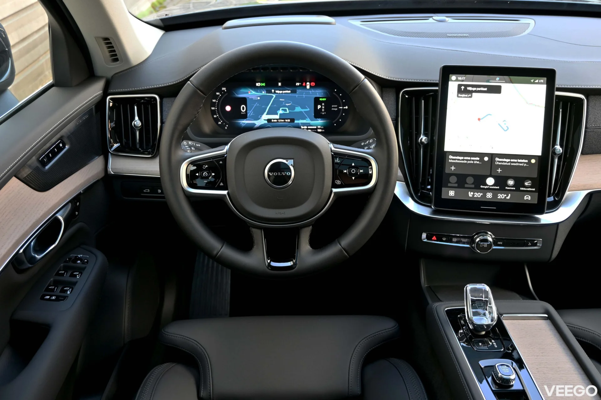 Volvo XC90 AWD H&K ULTIMATE BRIGHT INTELLI PRO MY26 2 335kW