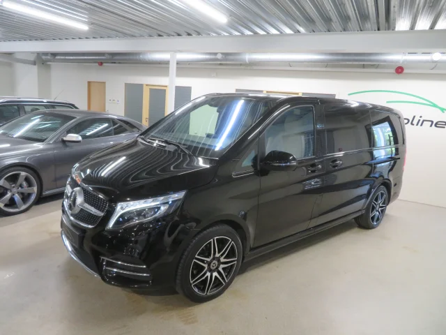 Image of Mercedes-Benz V300 2.0 176kW