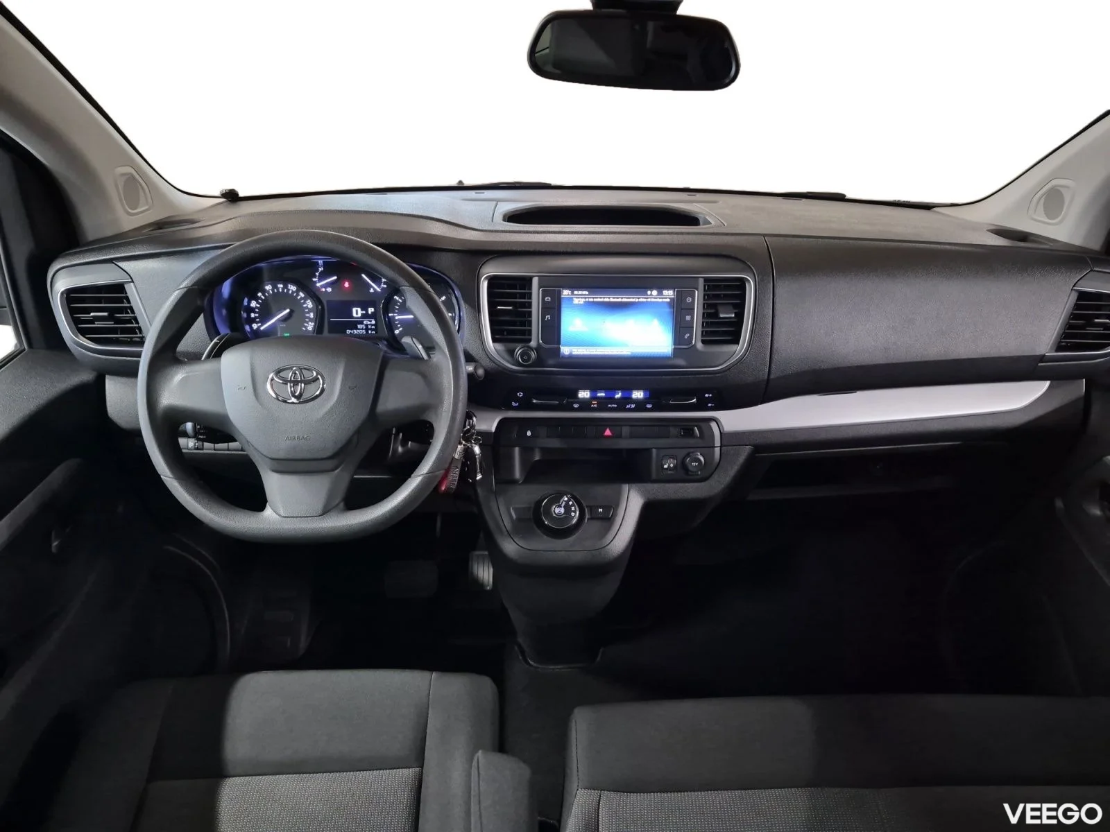 Toyota Proace Verso Long Shuttle 130kW