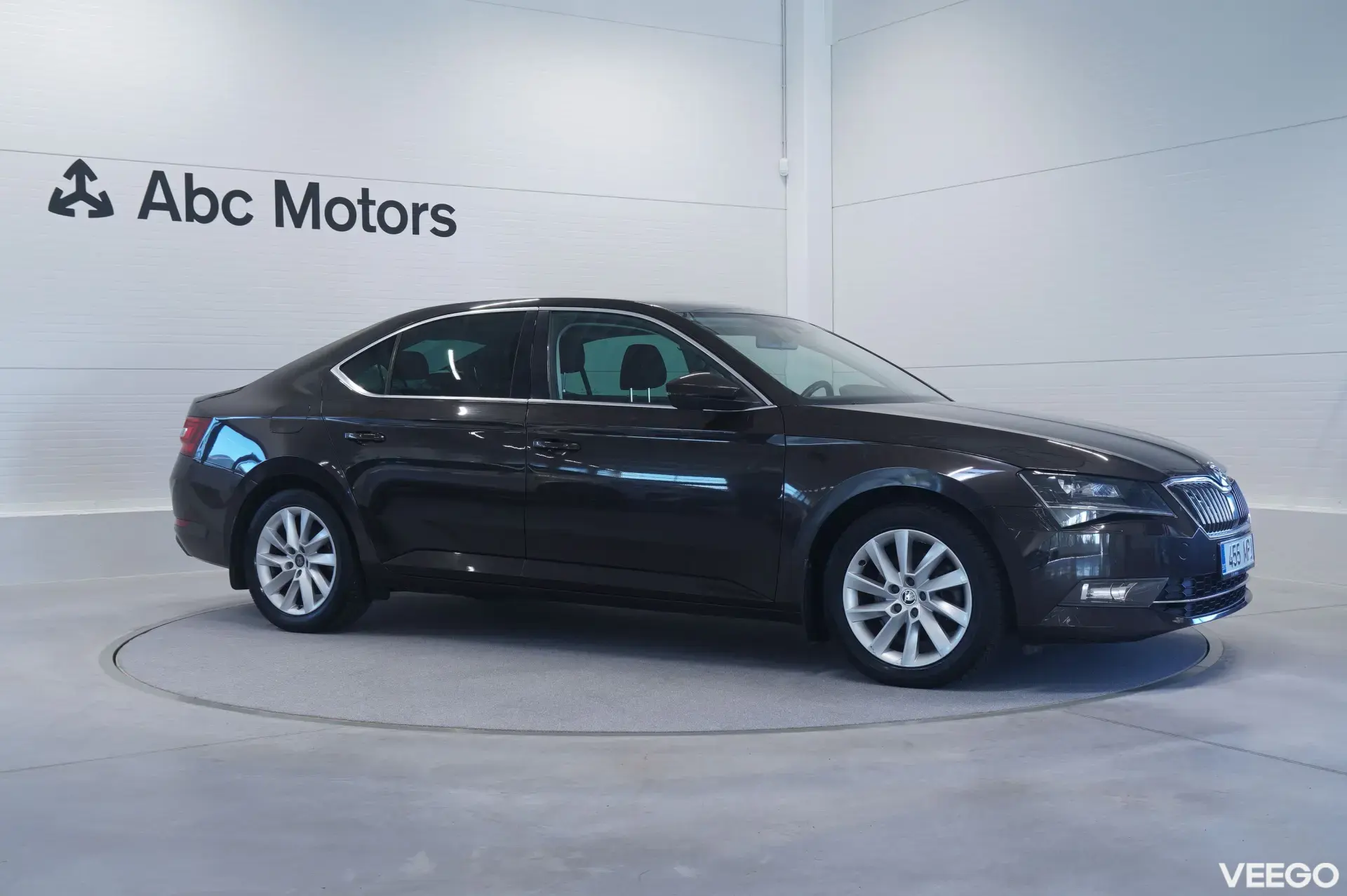 Skoda Superb Ambition Plus 1.8 132kW
