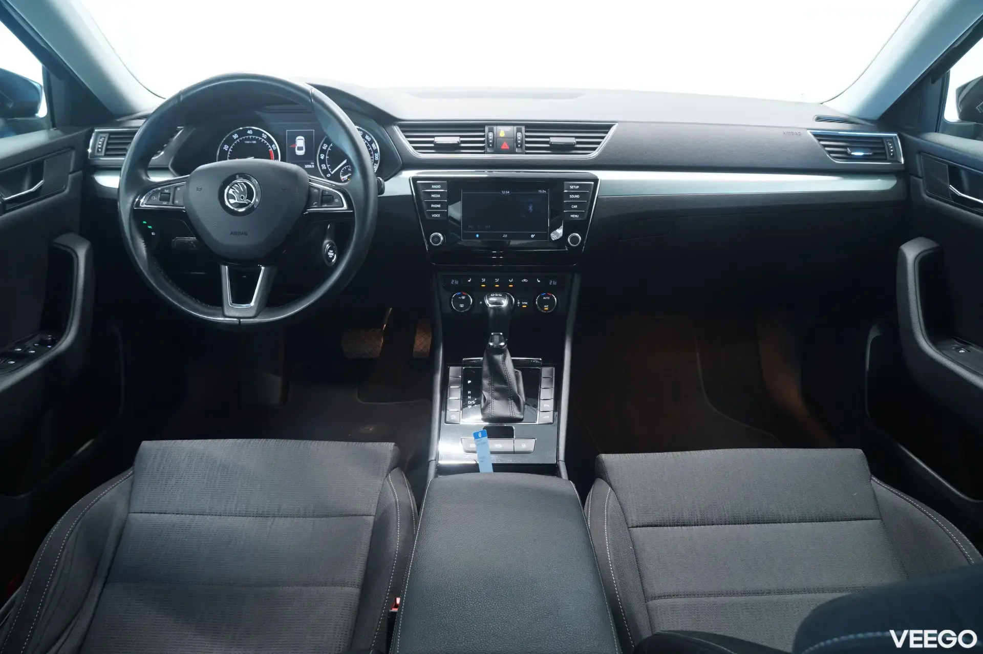 Skoda Superb Ambition Plus 1.8 132kW