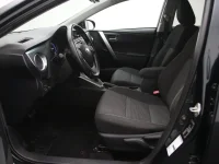 Toyota Auris 1.8 100kW thumbnail