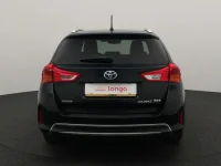 Toyota Auris 1.8 100kW thumbnail