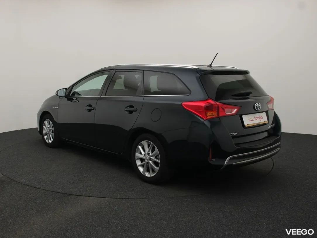 Toyota Auris 1.8 100kW