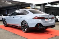 BMW 540 3.0 210kW thumbnail