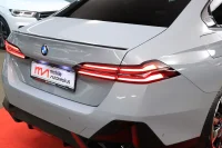 BMW 540 3.0 210kW thumbnail