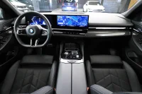 BMW 540 3.0 210kW thumbnail