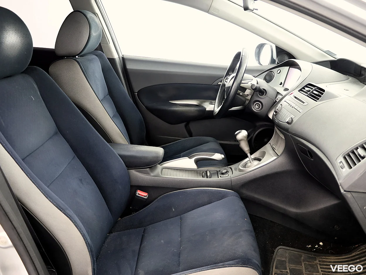 Honda Civic 1.8 104kW