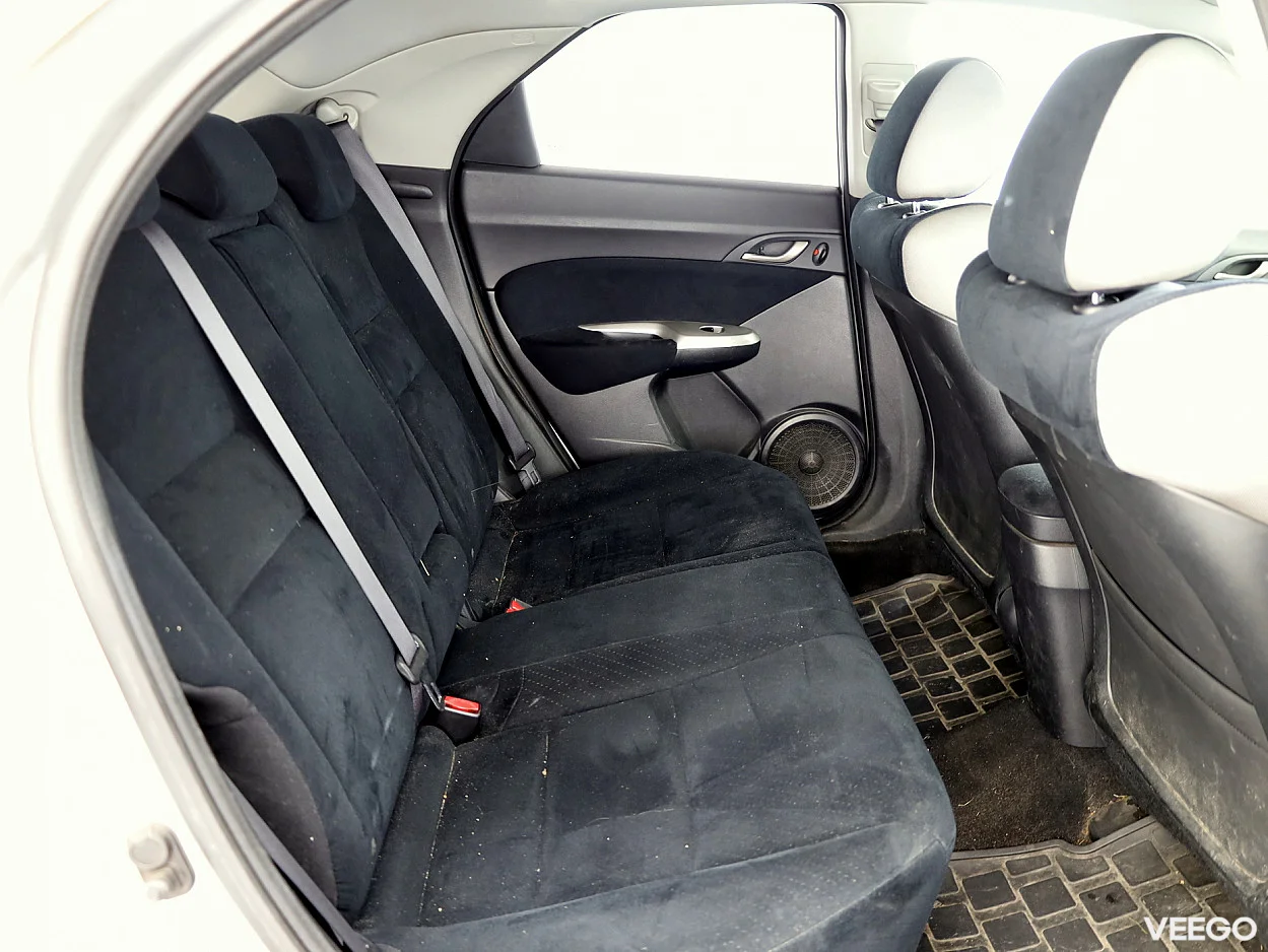 Honda Civic 1.8 104kW