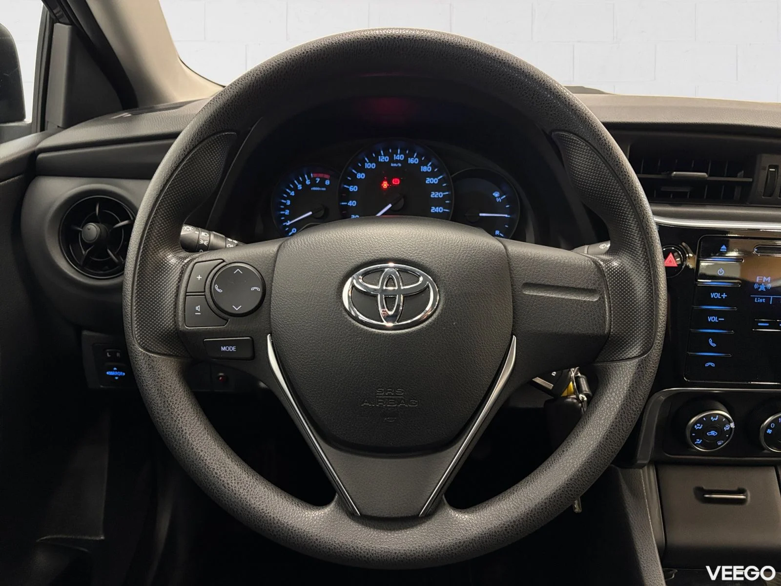 Toyota Corolla - 1.6 97kW