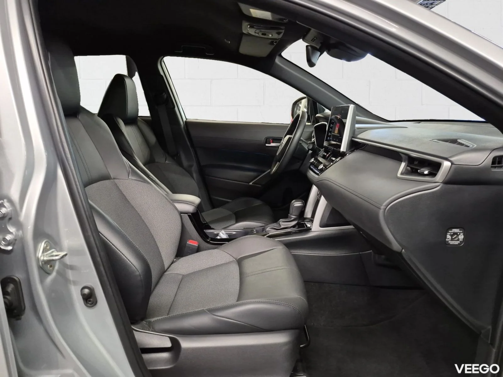 Toyota Corolla Cross Luxury Limited 1.8 72kW