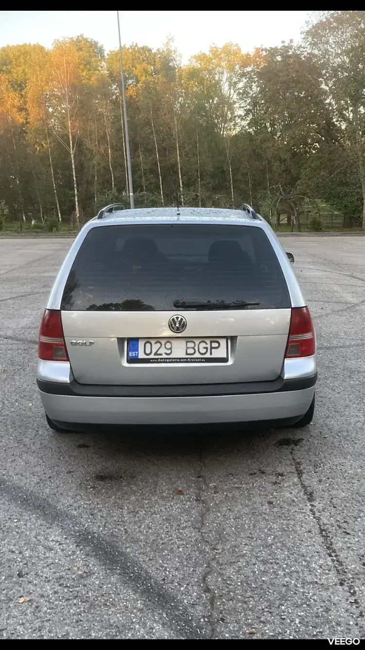 Volkswagen Golf 1.9 74kW
