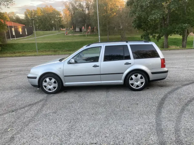 Image of Volkswagen Golf 1.9 74kW