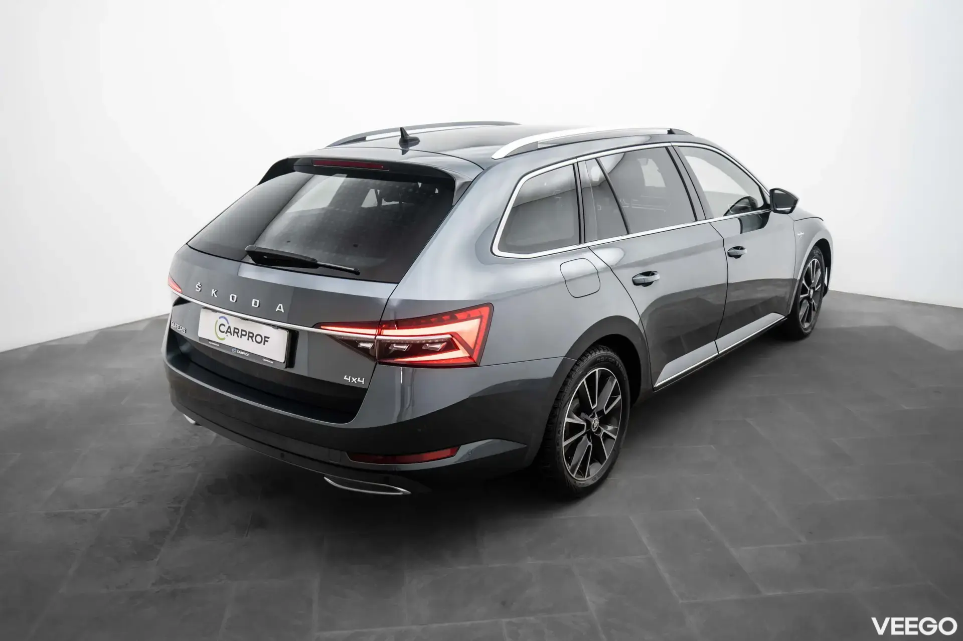 Skoda Superb Combi 4x4 Laurin&Klement 2.0 140kW