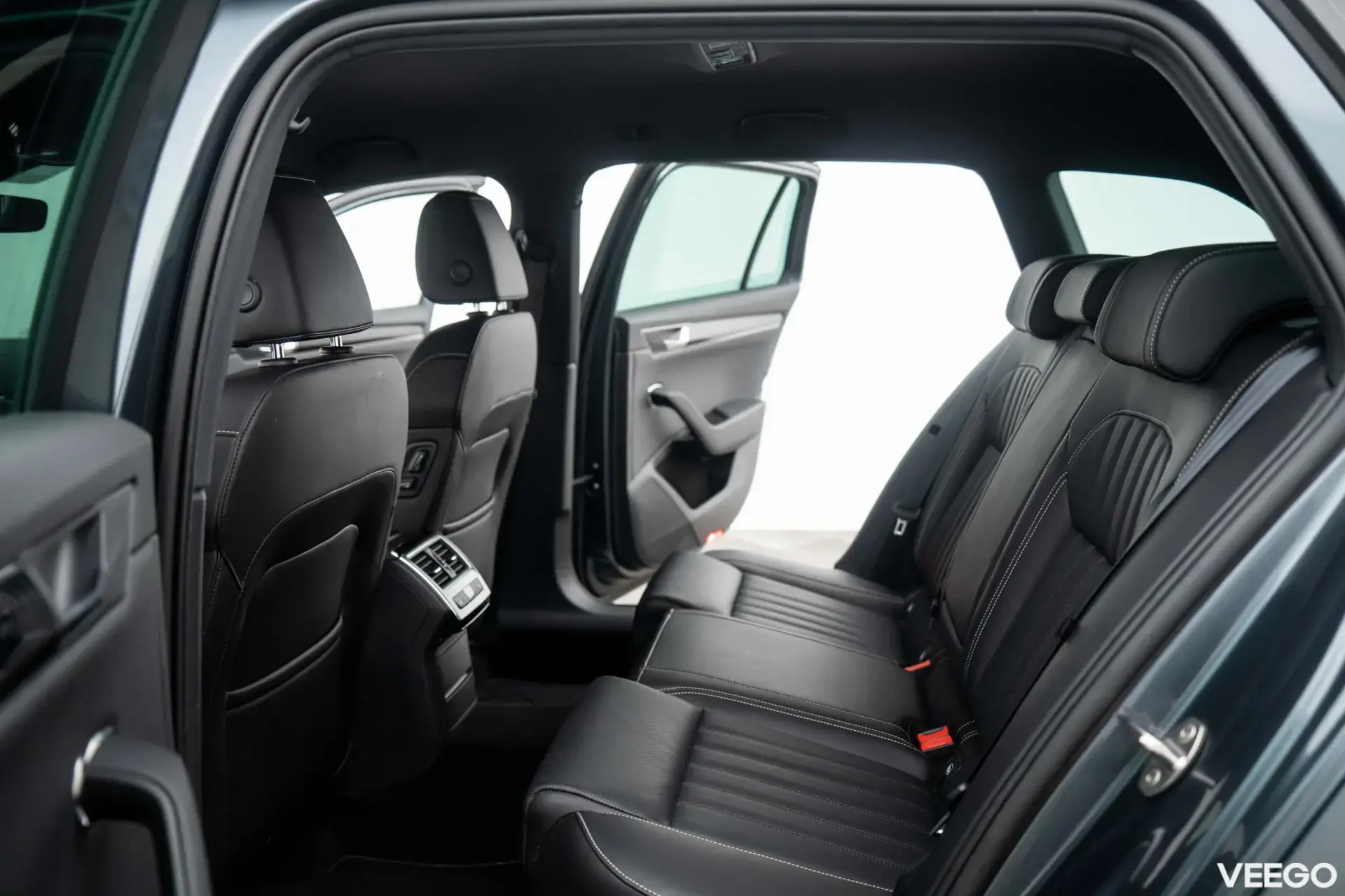 Skoda Superb Combi 4x4 Laurin&Klement 2.0 140kW
