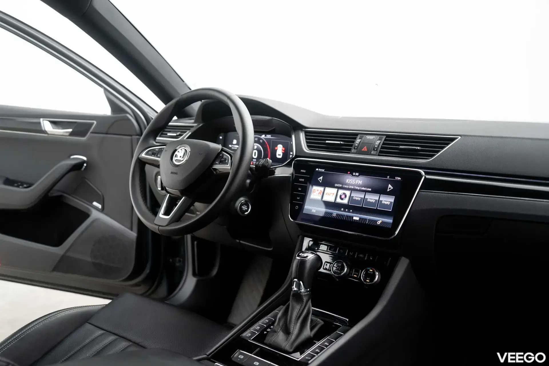 Skoda Superb Combi 4x4 Laurin&Klement 2.0 140kW