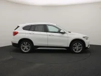 BMW X1 2 140kW thumbnail