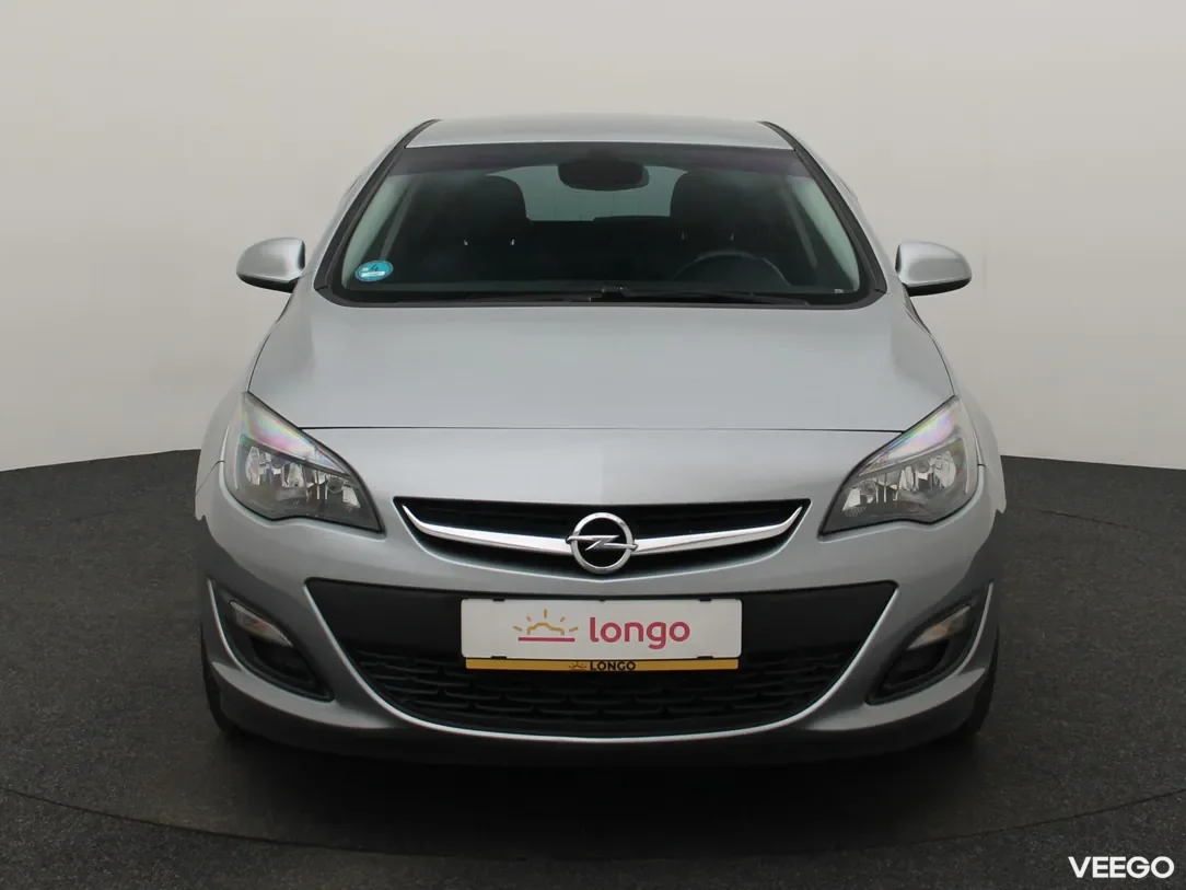 Opel Astra 1.6 81kW
