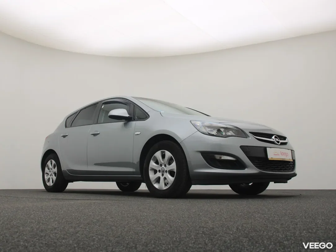 Opel Astra 1.6 81kW