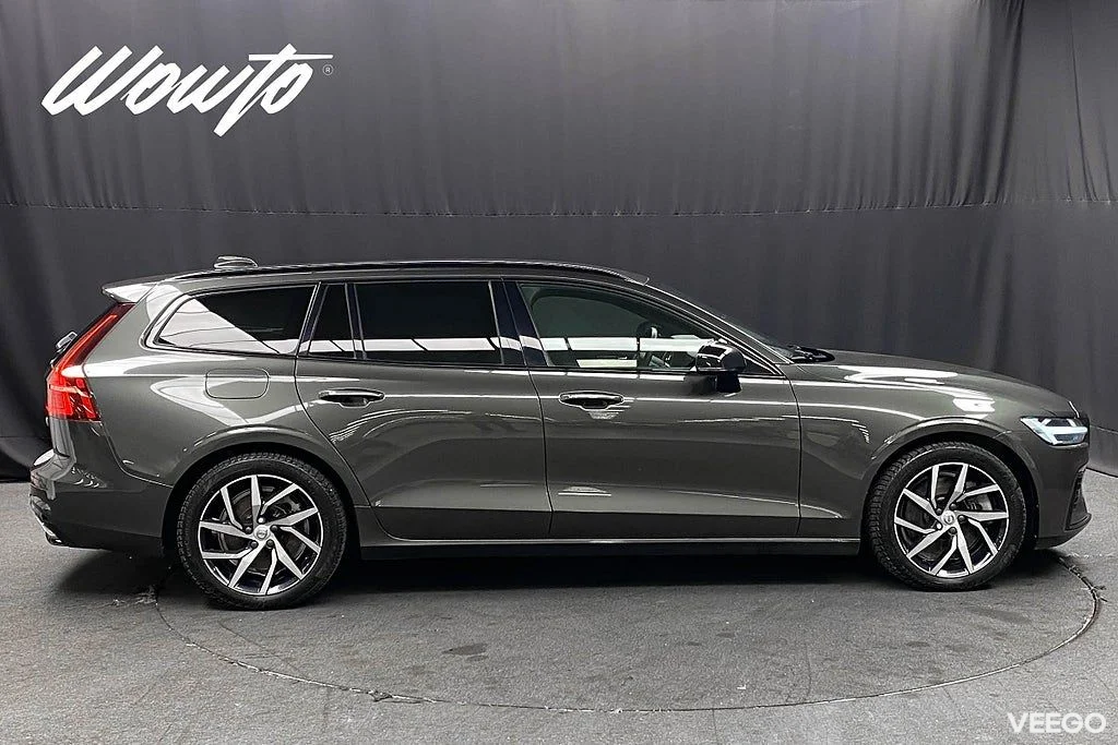 Volvo V60 Recharge T6 AWD 341HK R-Design /B-Kamera /Moms 251kW