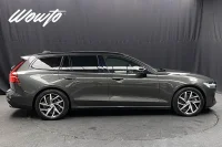 Volvo V60 Recharge T6 AWD 341HK R-Design /B-Kamera /Moms 251kW thumbnail