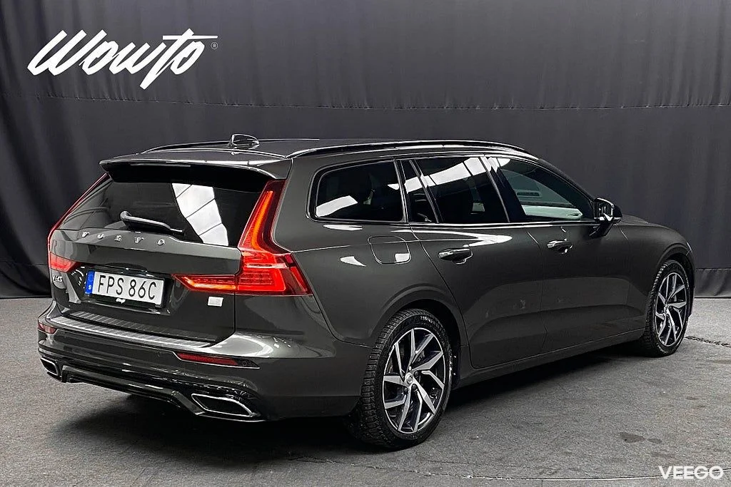 Volvo V60 Recharge T6 AWD 341HK R-Design /B-Kamera /Moms 251kW