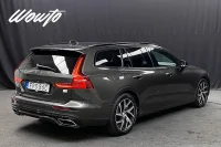 Volvo V60 Recharge T6 AWD 341HK R-Design /B-Kamera /Moms 251kW thumbnail