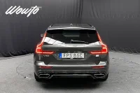 Volvo V60 Recharge T6 AWD 341HK R-Design /B-Kamera /Moms 251kW thumbnail