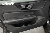 Volvo V60 Recharge T6 AWD 341HK R-Design /B-Kamera /Moms 251kW thumbnail