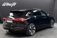 Audi Q8 55 e-tron Q 408Hk S-Line /Pano /B&O /Se Spec /Moms 300kW thumbnail